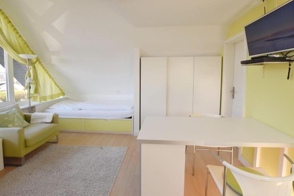 Haus Gorch-fock, App 5